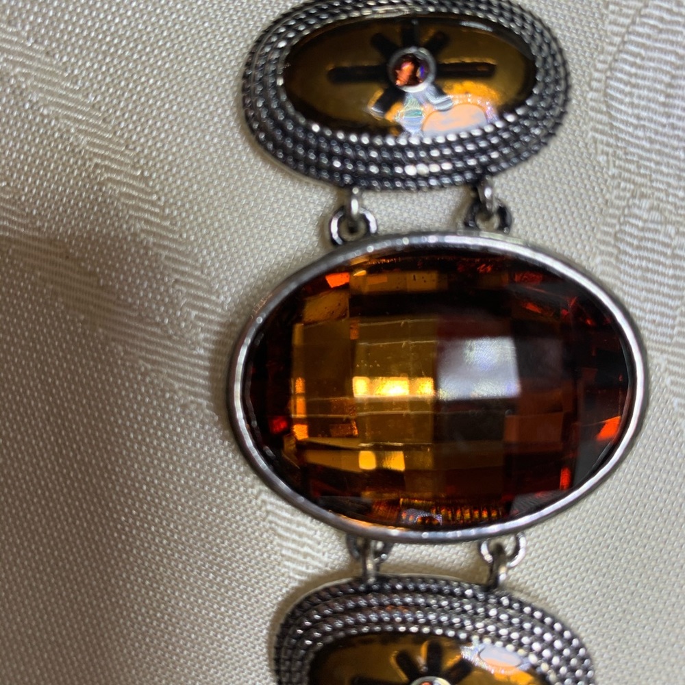 Bracelet - Picture 3 of 6